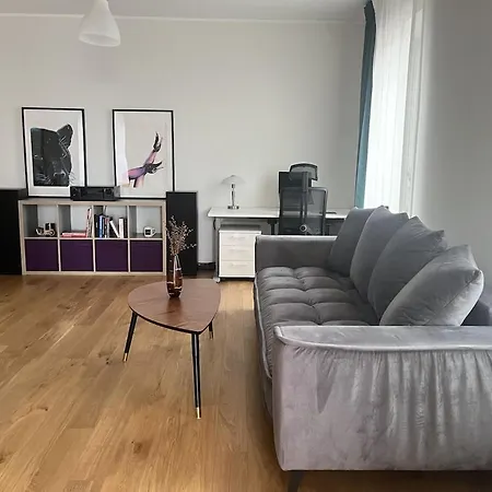 Apartment Peaceful Seaside For Couples & Digital Nomads *